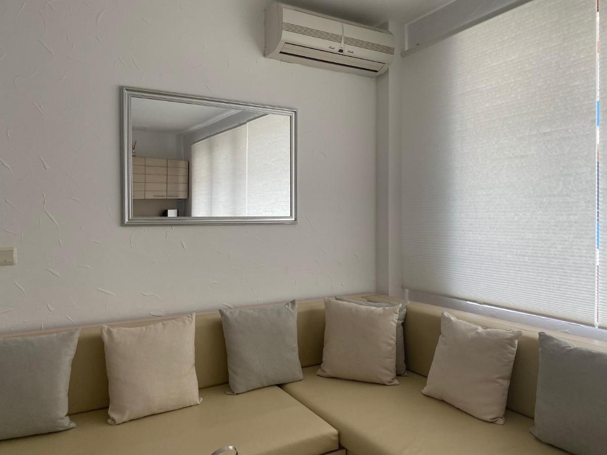Itta 05 Sunny Apartment *
