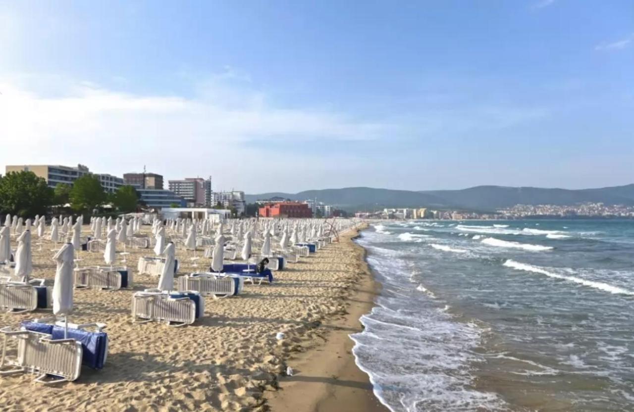 Itta 05 Sunny Sunny Beach