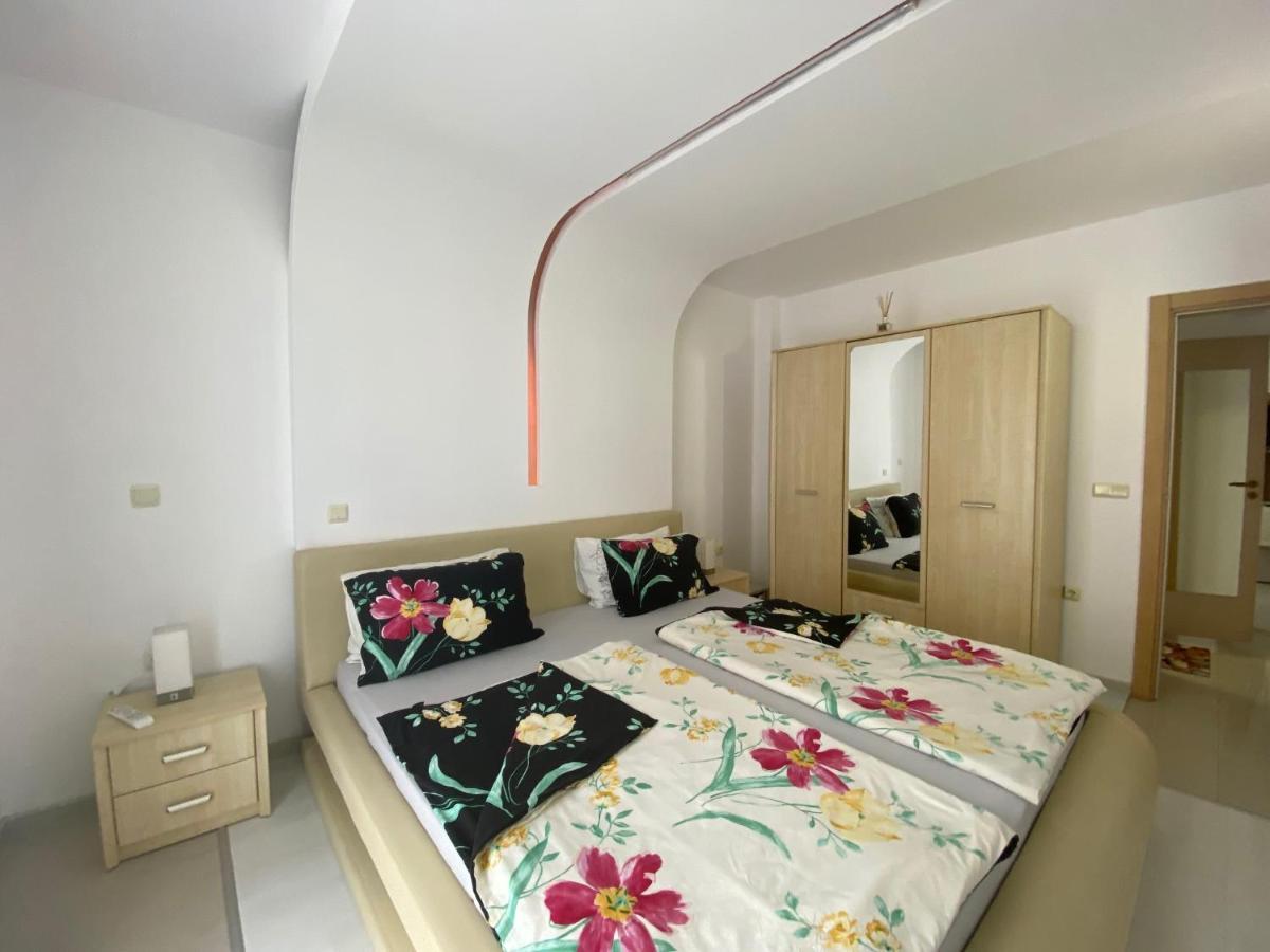 Apartment Itta 05 Sunny
